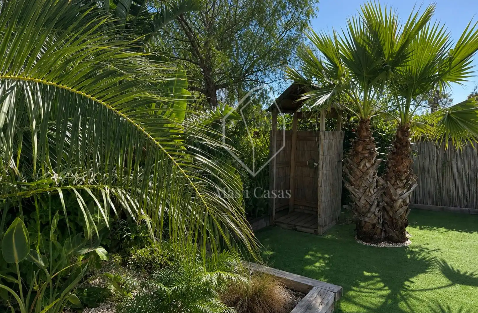 Jardí de Casa o xalet en venda en L'Escala amb Aire condicionat, Calefacció i Jardí privat