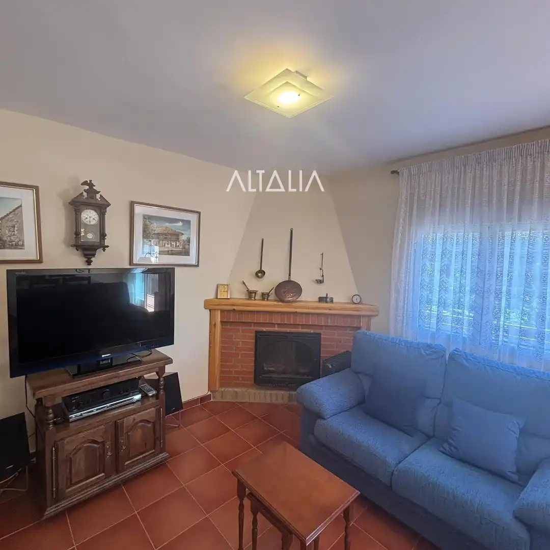 Living room of Flat for sale in Poyatos  with Terrace