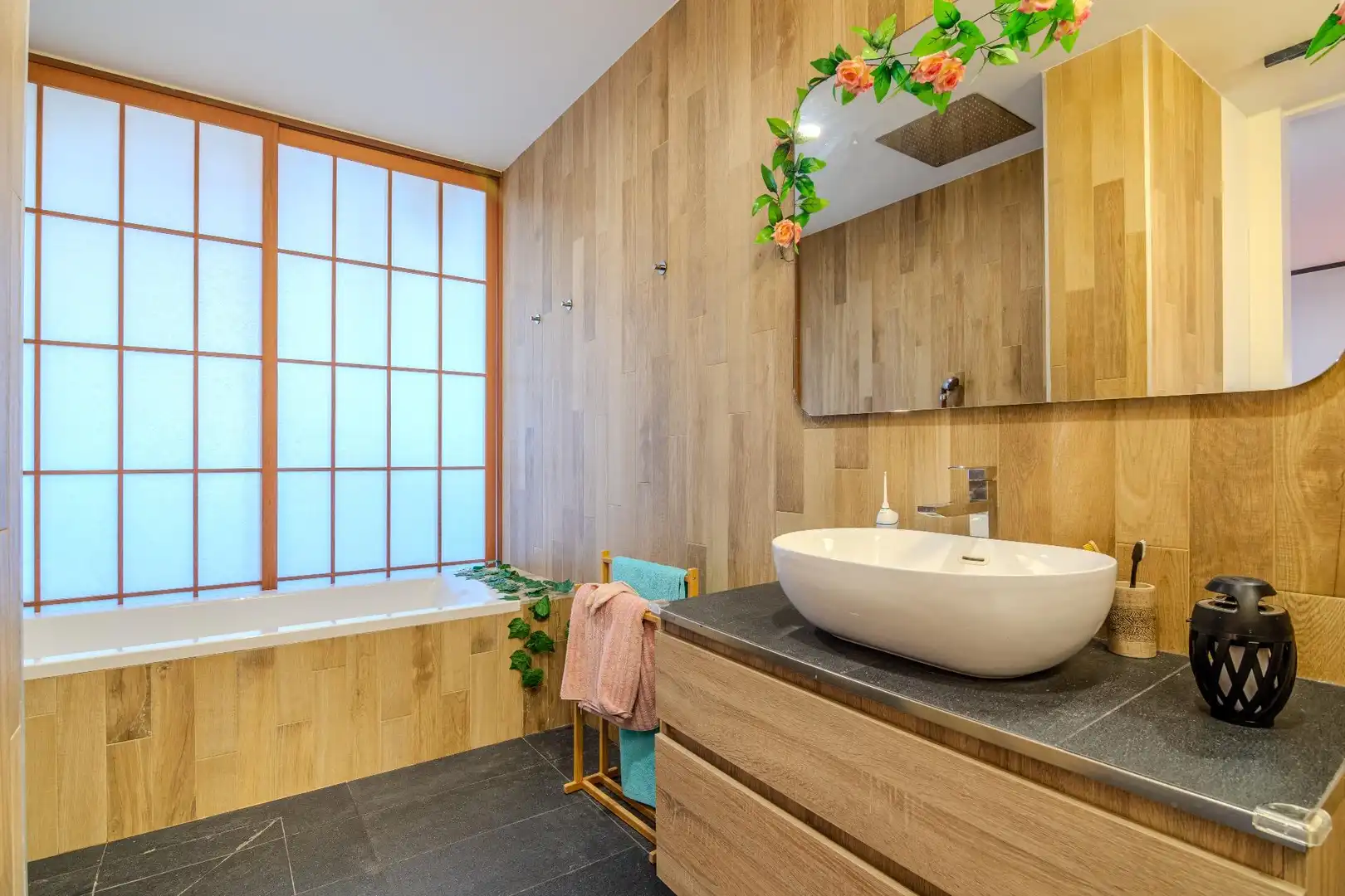 Bathroom of Flat for sale in Reinosa  with Heating, Furnished and Balcony