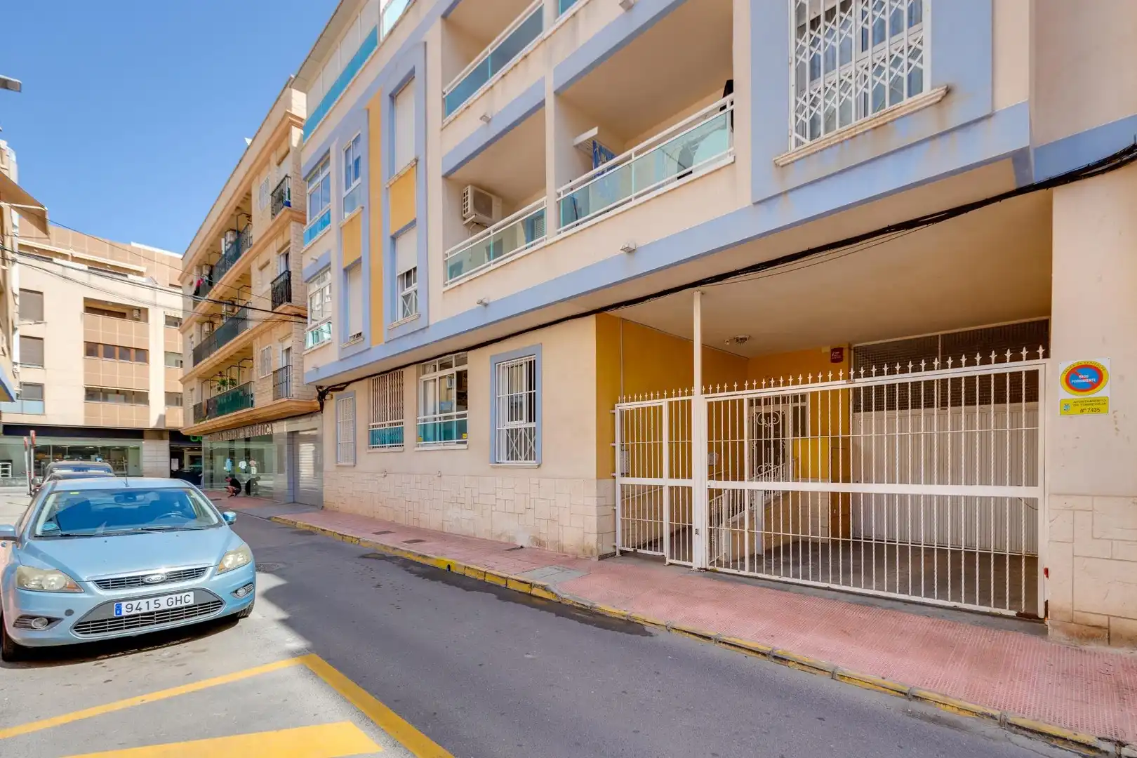 Vista exterior de Apartamento en venta en Torrevieja con Aire acondicionado, Terraza y Trastero
