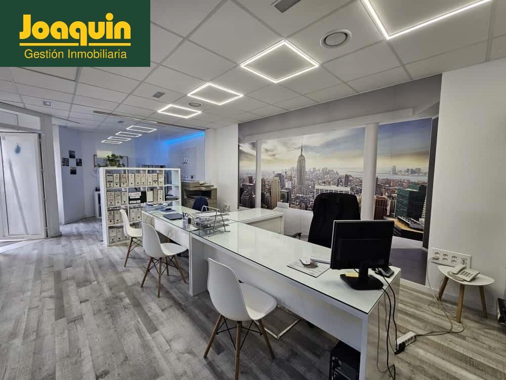 Premises to rent in  Córdoba Capital  with Air Conditioner