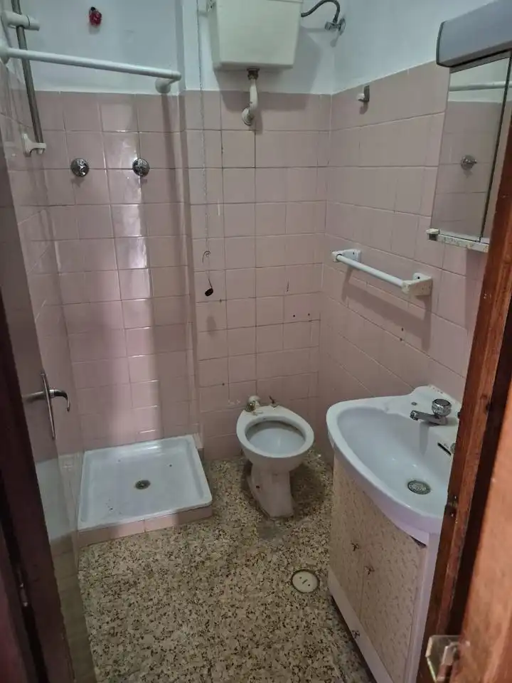 Badezimmer von Wohnung zum Verkauf in Almansa mit Balkon
