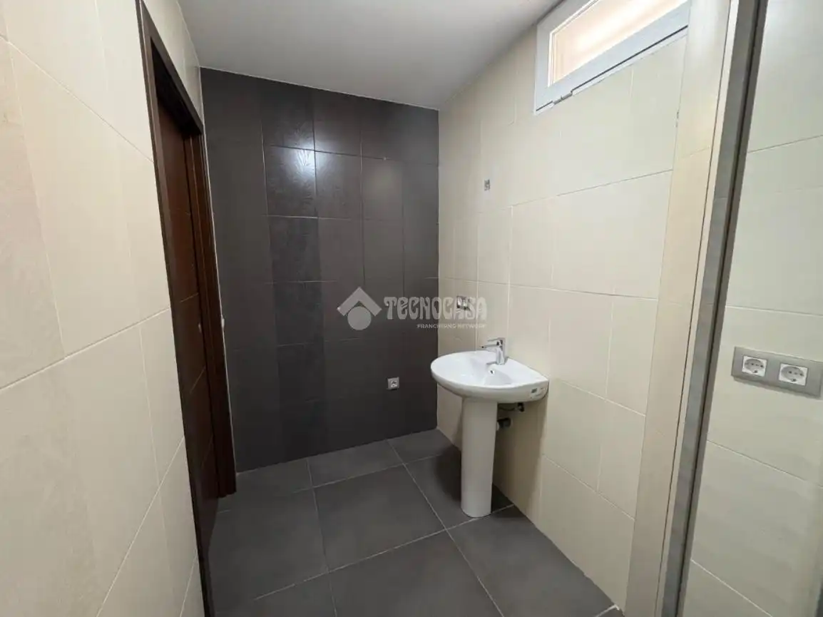 Piso en venta en C. Virgen de Tíscar, San Felipe - El Almendral - La Merced