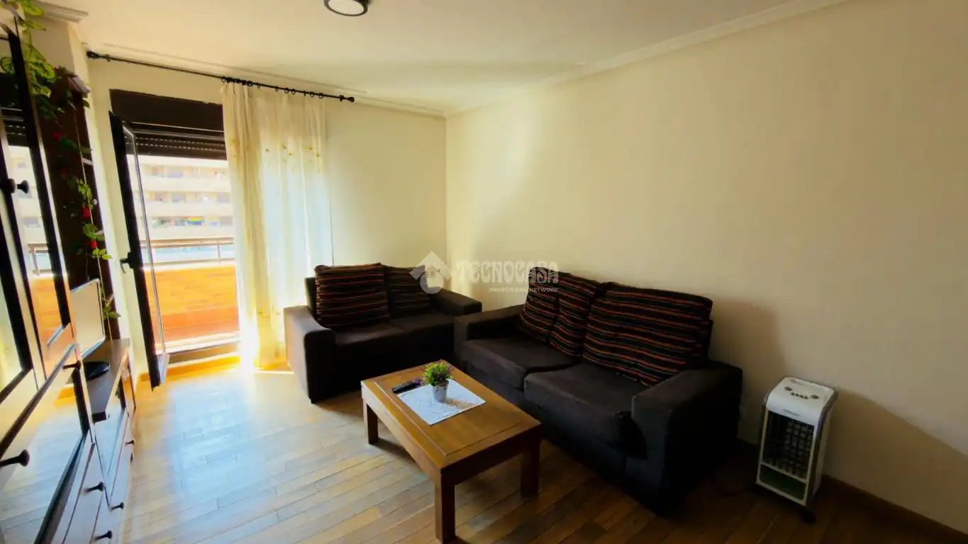Sala de estar de Piso en venta en Seseña con Calefacción, Terraza y Piscina comunitaria