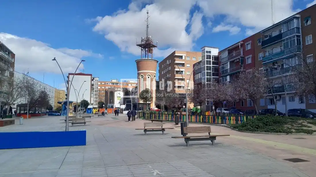 Vista exterior de Piso en venta en Alcorcón con Calefacción, Terraza y Alarma