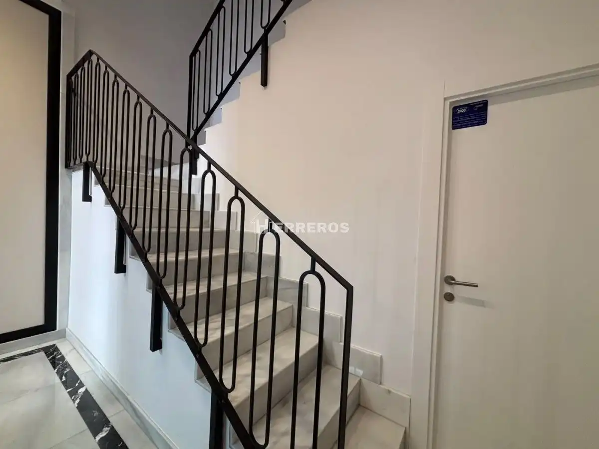 Piso en venta en  Logroño con Calefacción, Parquet y Terraza