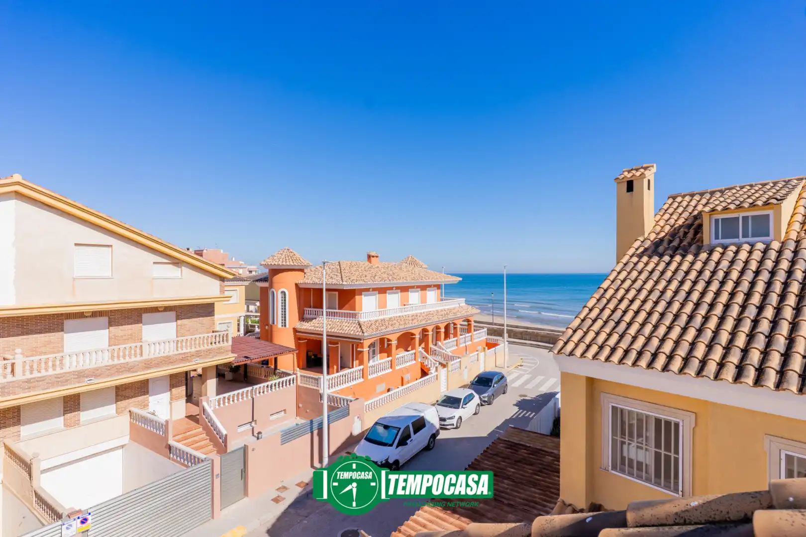 Vista exterior de Casa o xalet en venda en Sueca amb Calefacció, Terrassa i Traster