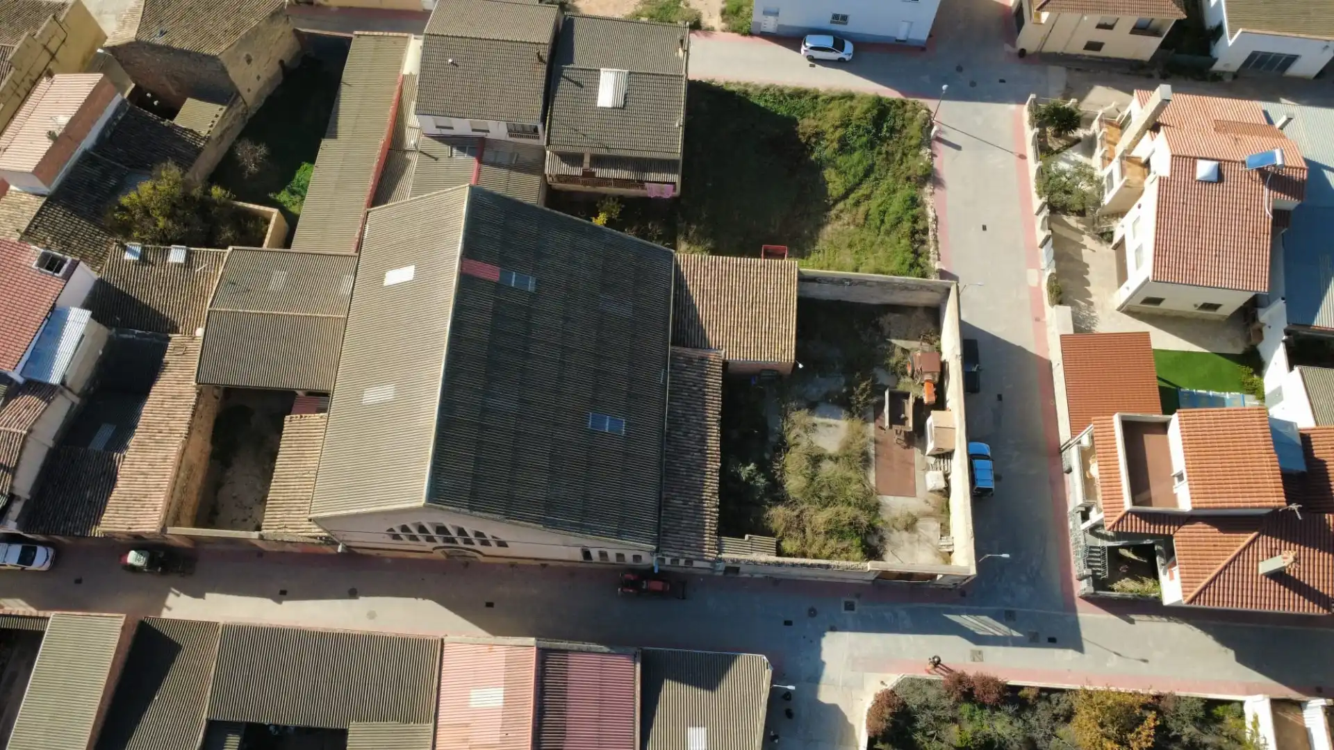 Exterior view of Buildings for sale in Bot