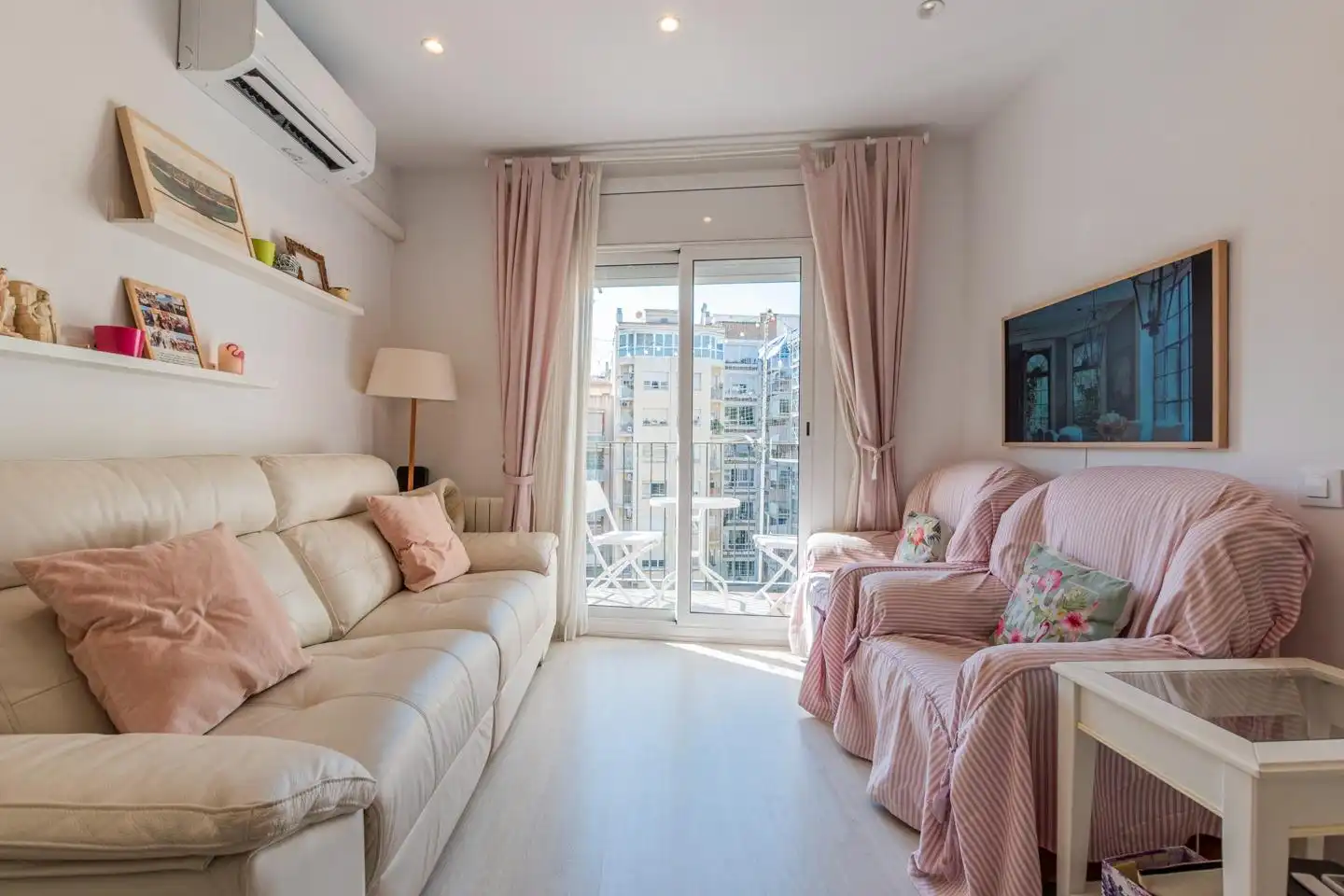 Piso con terraza en venta en Avenida Avinguda Roma, imagen 2