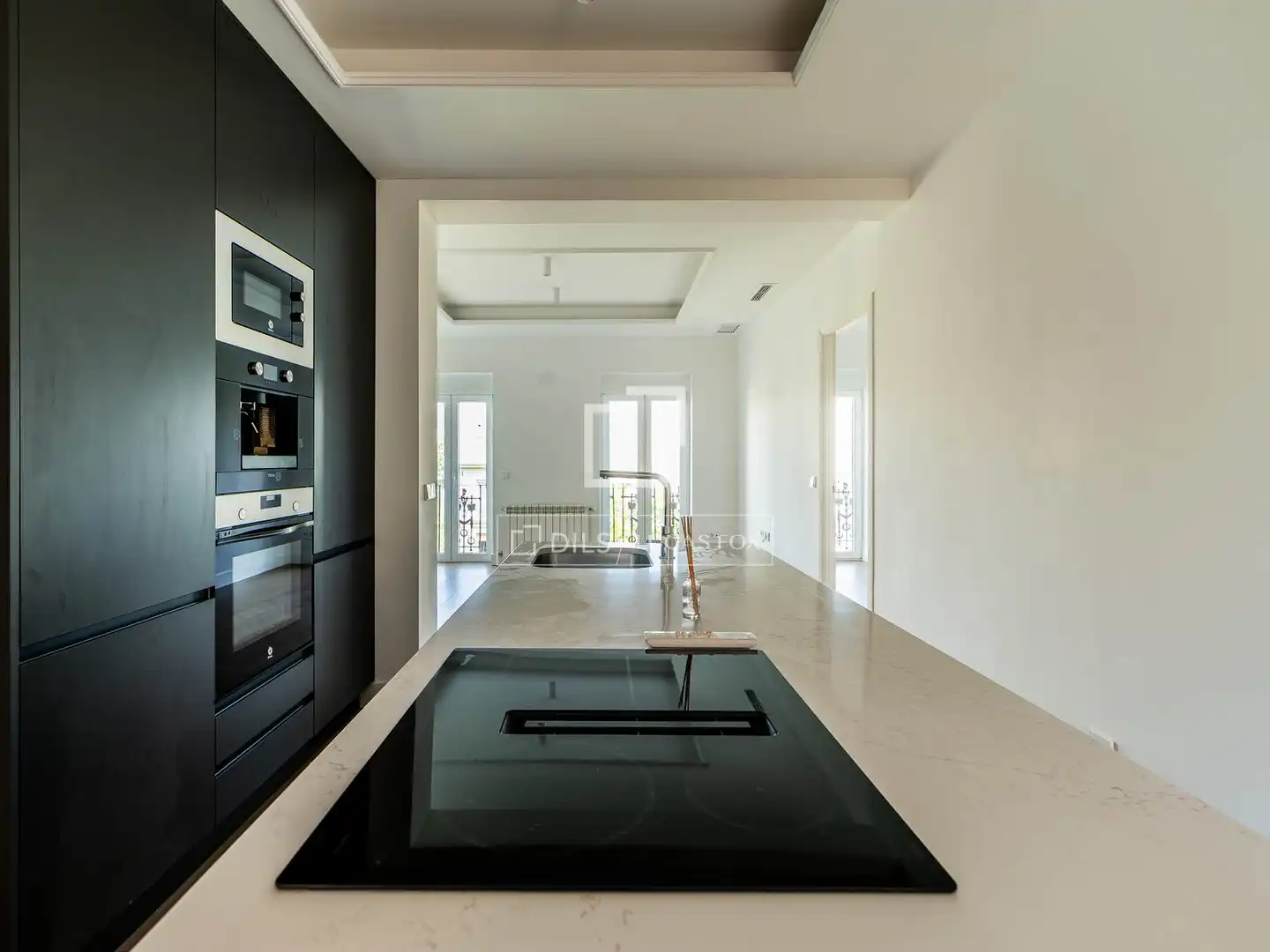 Kitchen of Attic for sale in Madrid  with Air Conditioner, Heating and Parquet flooring