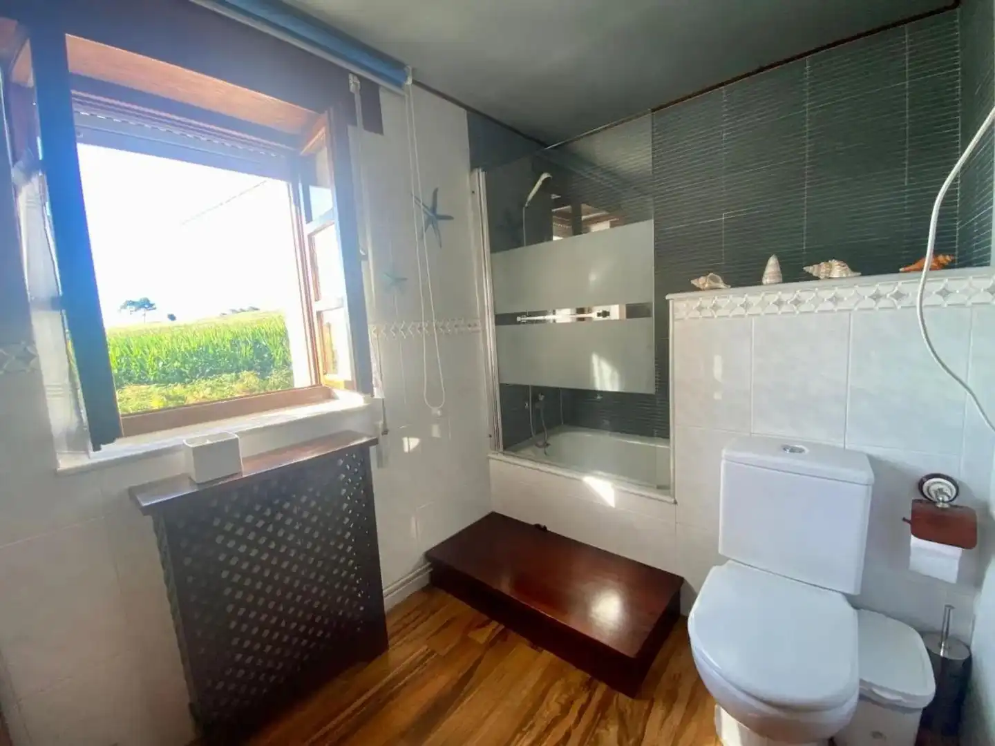 Baño de Casa o chalet en venta en Castropol con Calefacción, Terraza y Trastero
