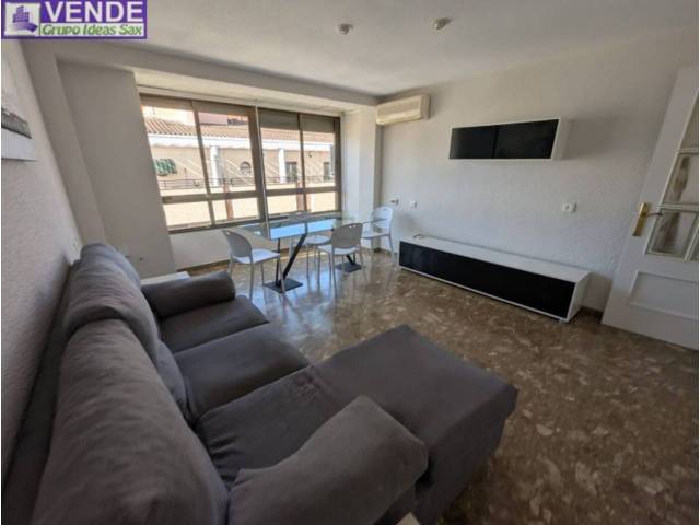 Piso en Venta en Antonino Vera en Plaza Castelar - Mercado Central