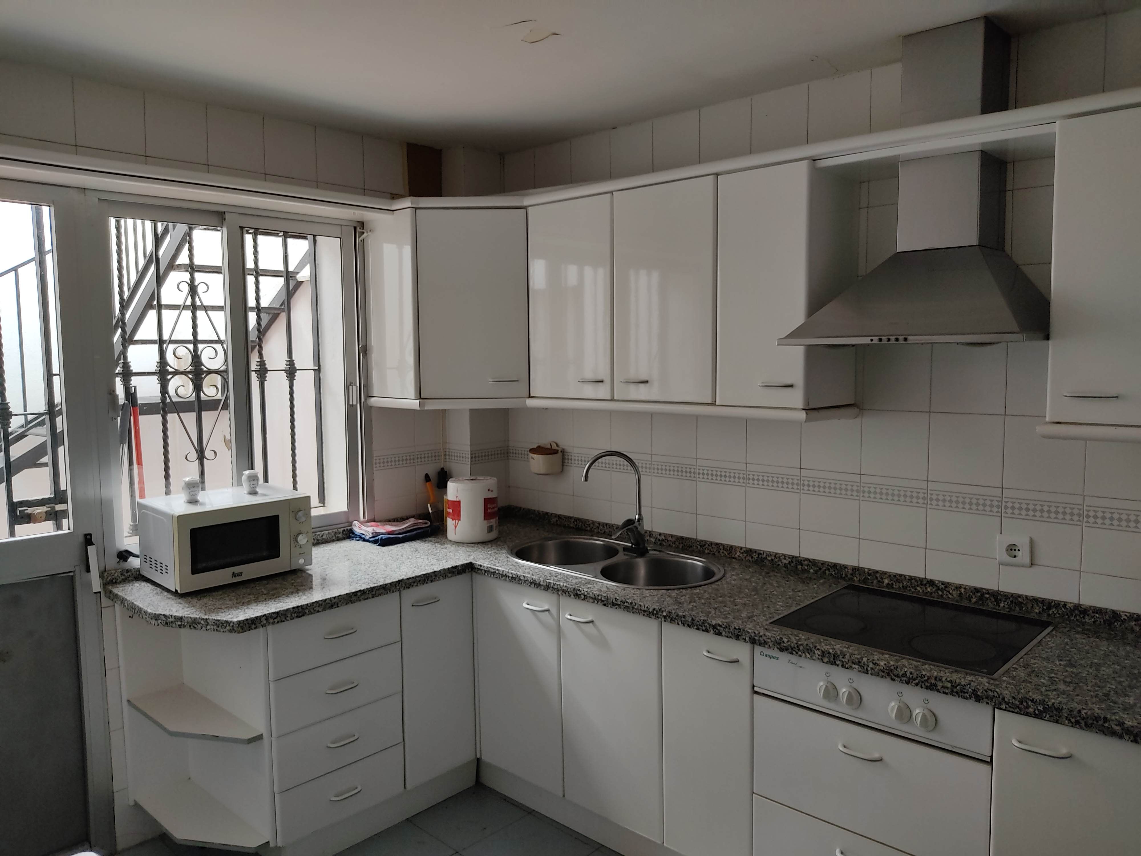 Cuina de Pis en venda en Utrera amb Aire condicionat i Traster