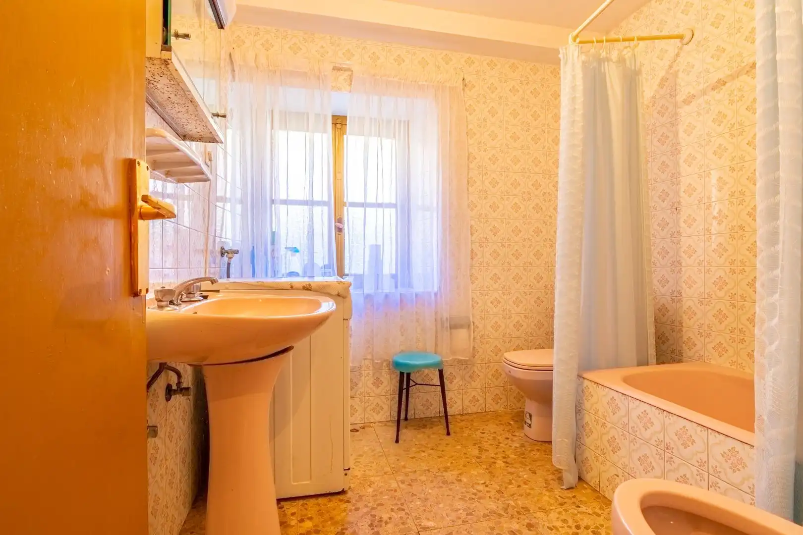 Bathroom of Houses for sale in Vega de Liébana  with Terrace