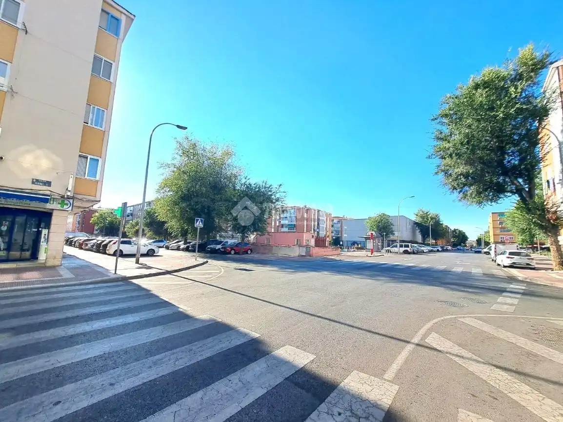 Vista exterior de Piso en venta en Parla con Aire acondicionado, Calefacción y Internet