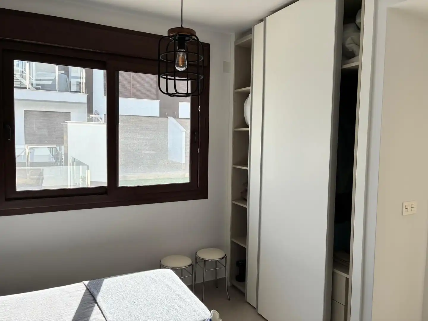 Habitación de Casa adosada en venta en San Pedro del Pinatar con Aire acondicionado, Terraza y Amueblado