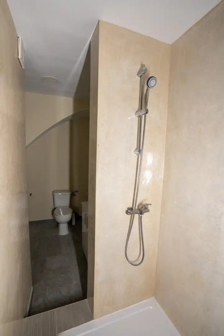 Bany de Pis en venda en Tortosa amb Balcó