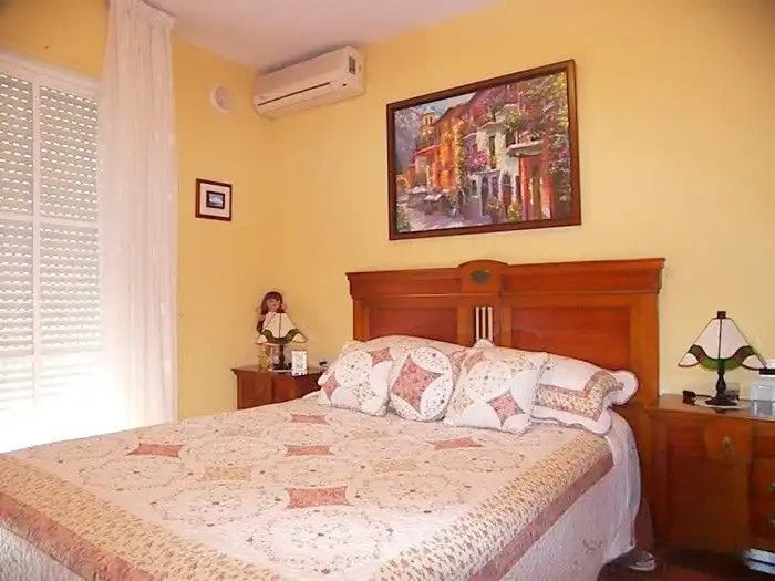 Dormitori de Casa adosada en venda en Alhaurín de la Torre amb Aire condicionat, Jardí privat i Terrassa