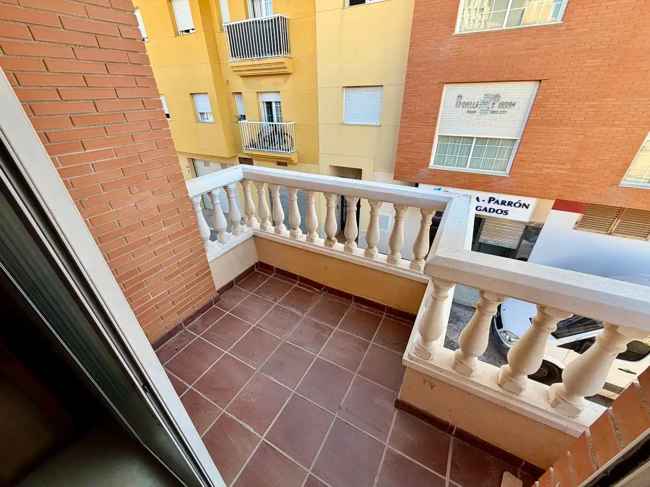 Adossat amb balcó en venda a Calle Galeotes, imagen 4