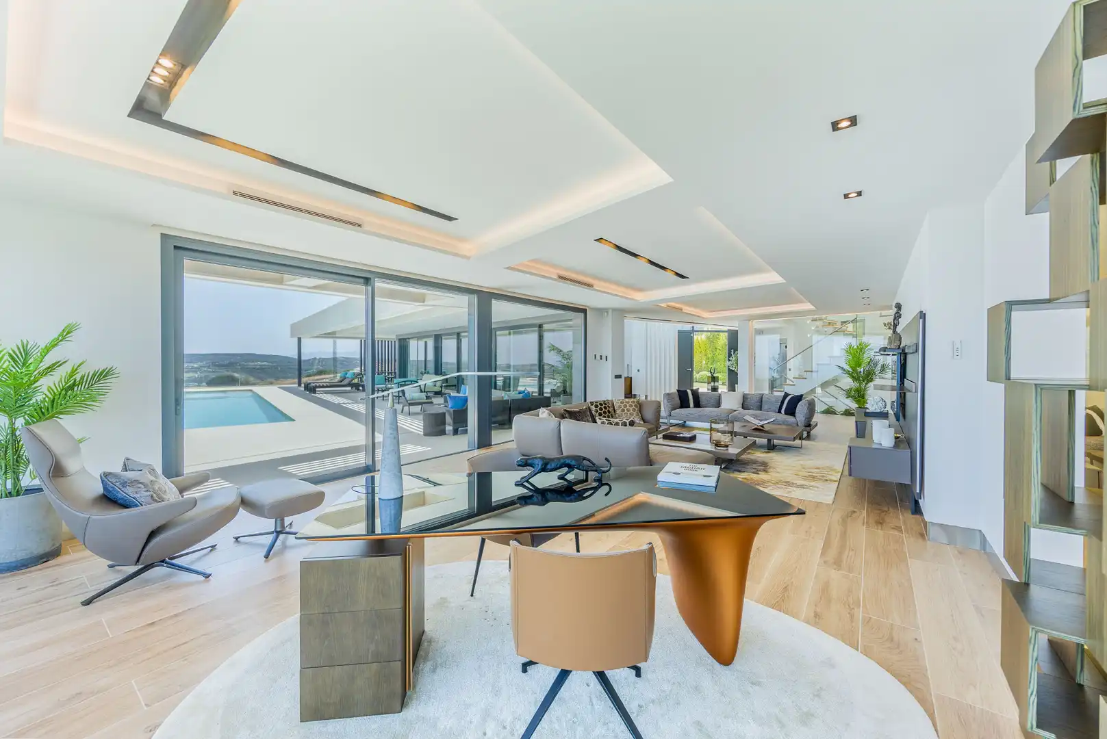 Sala de estar de Casa o chalet en venta en Sotogrande con Aire acondicionado, Calefacción y Jardín privado