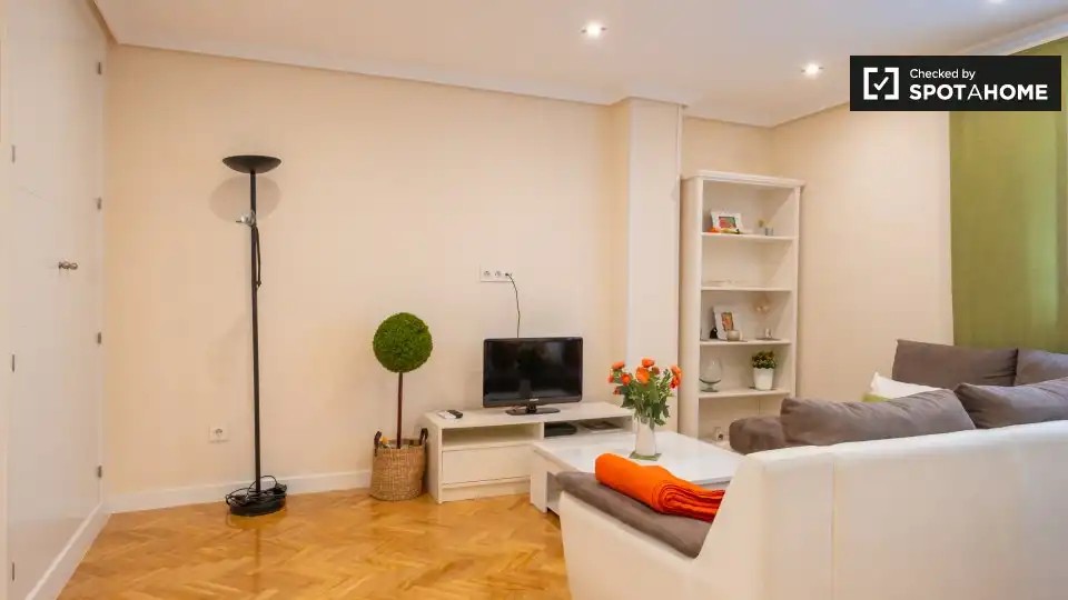 Flat to rent in Chamartín, imagen 2