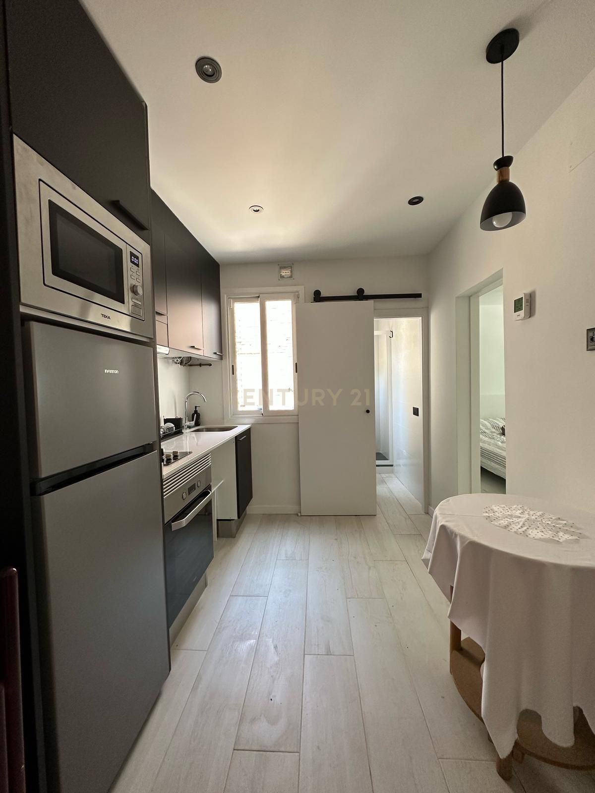 Cocina de Apartamento en venta en  Barcelona Capital con Aire acondicionado, Horno y Lavadora