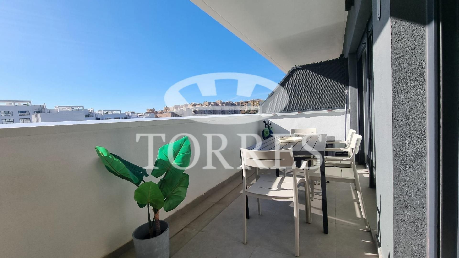 Terrassa de Apartament de lloguer en Estepona amb Aire condicionat, Terrassa i Moblat