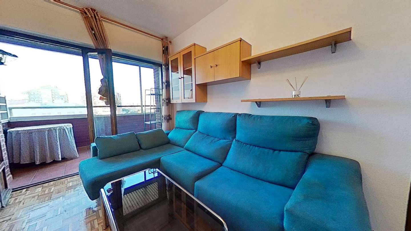 Living room of Flat to rent in  Madrid Capital  with Air Conditioner, Heating and Terrace