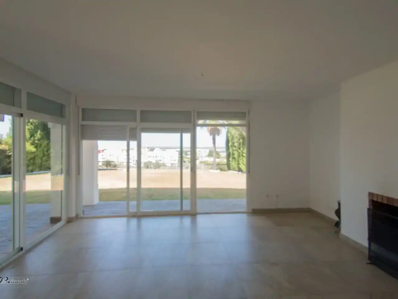 Sala de estar de Casa o chalet de alquiler en Sanlúcar de Barrameda con Jardín privado, Piscina y Amueblado