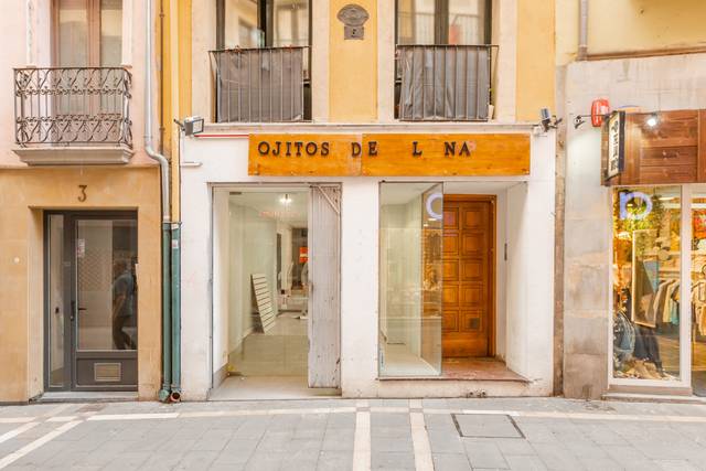 Local comercial en Alquiler en Pamplona-Iruña - CALLE ZAPATERIA, 5 en Casco Antiguo