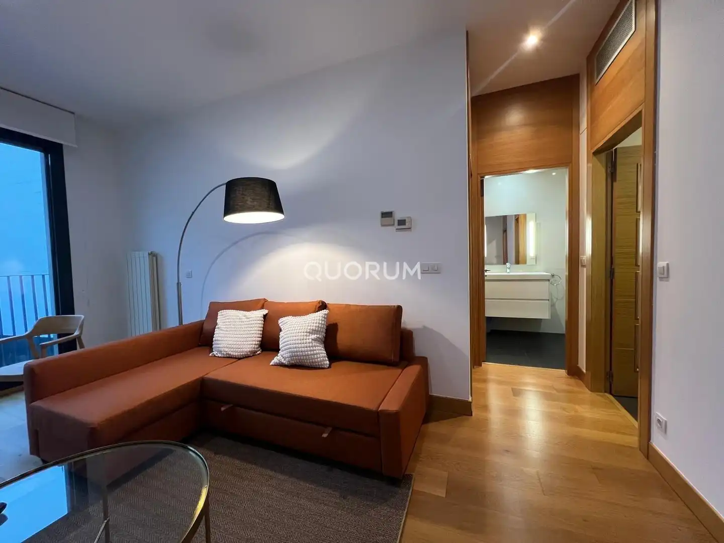 Flat for rent in Alameda Cardenal Gardoqui, Ensanche - Moyua - Diputación
