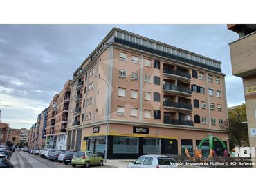 Attique avec ascenseur à vendre à Paseo Condes de Barcelona