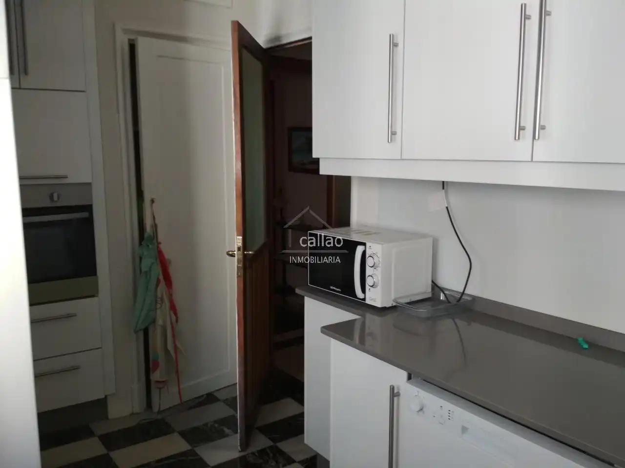 Kitchen of Flat for rent in Ferrol  with Heating, Furnished and Balcony