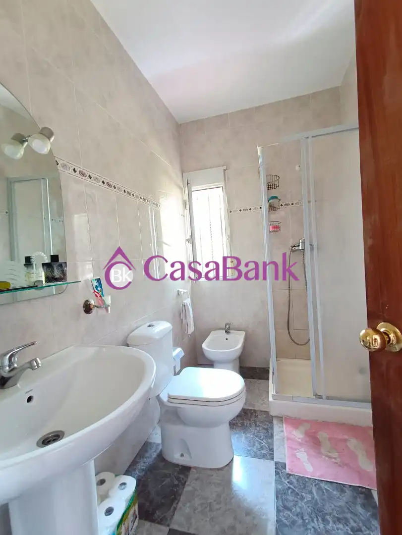 Bathroom of Houses for sale in Córdoba  with Air Conditioner, Private garden and Terrace