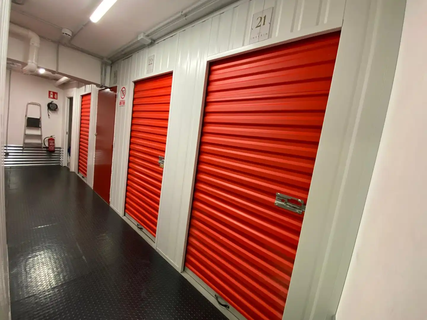 Storage room for sale in Madrid