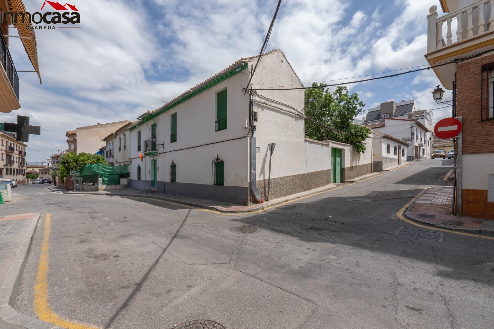 Exterior view of Single-family semi-detached for sale in La Zubia  with Private garden, Terrace and Storage room