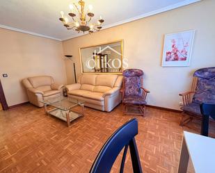 Living room of Flat to rent in Salamanca Capital  with Heating, Terrace and Balcony