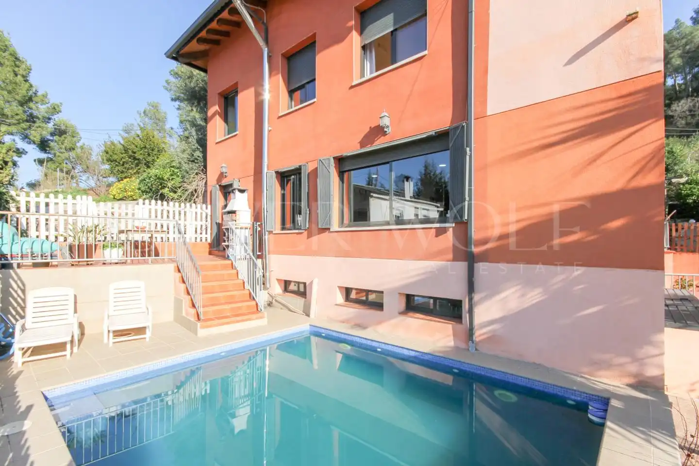 Casa con piscina en venta en Cervelló