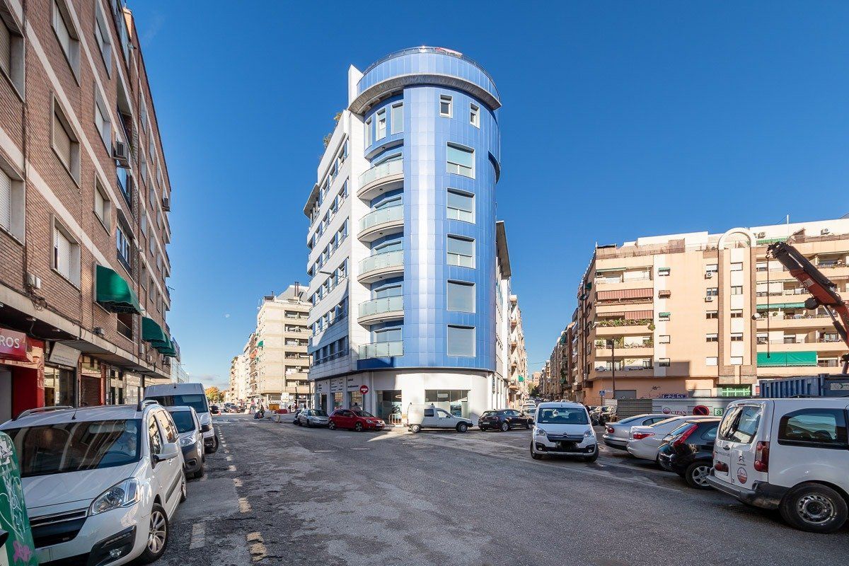 Vista exterior de Garatge en venda en  Granada Capital