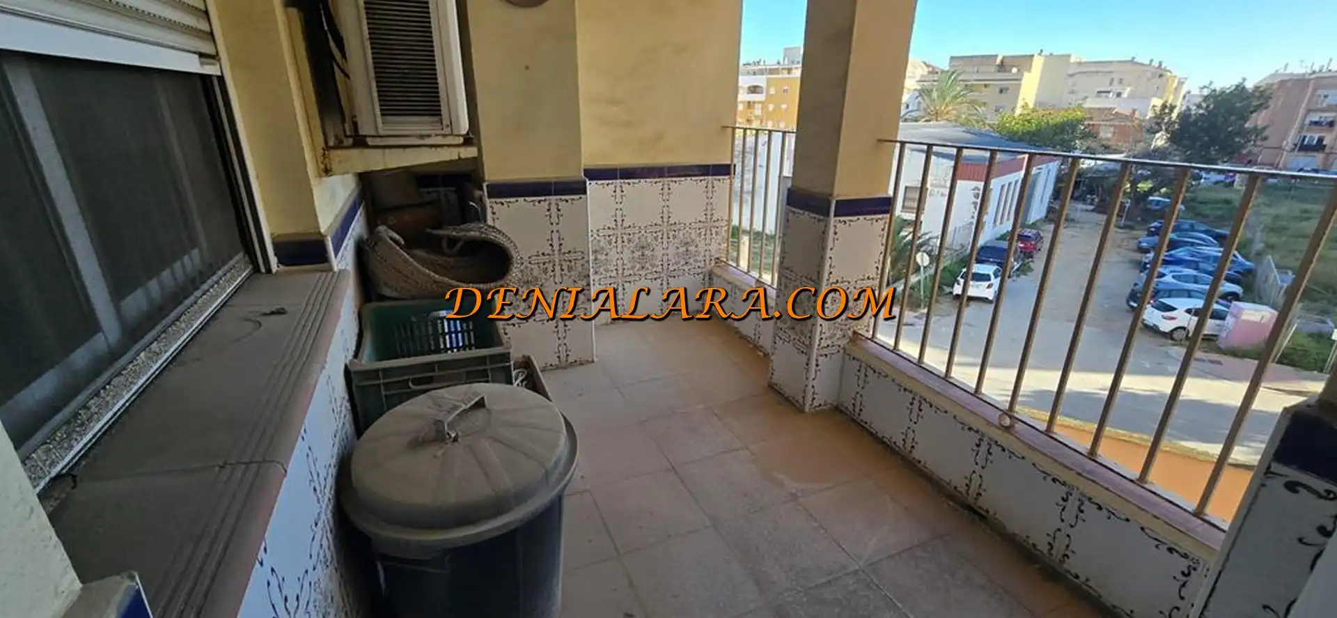 Vista exterior de Piso en venta en Dénia con Calefacción, Trastero y Balcón