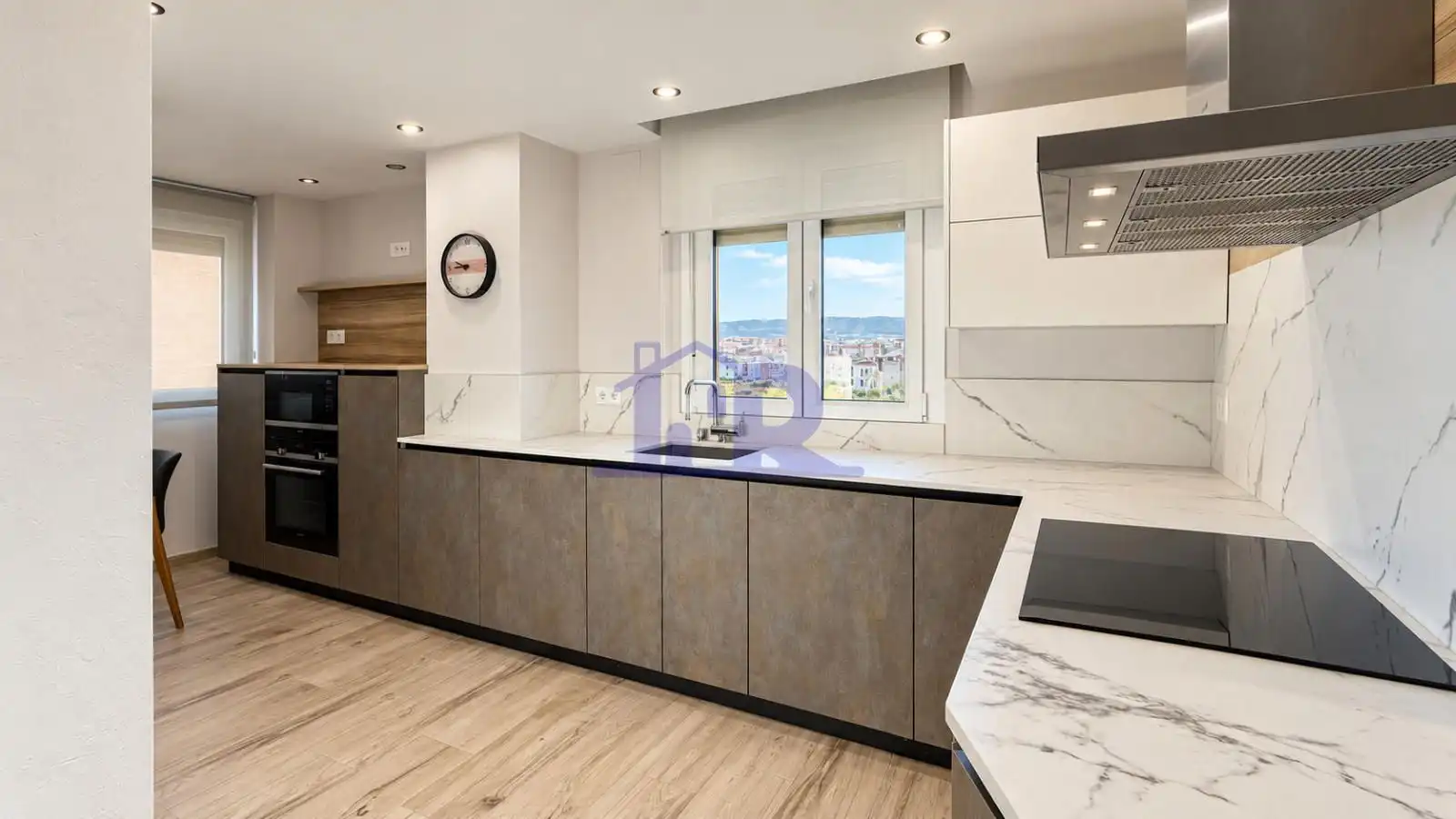 Appartement avec ascenseur à louer à Serpol, imagen 24