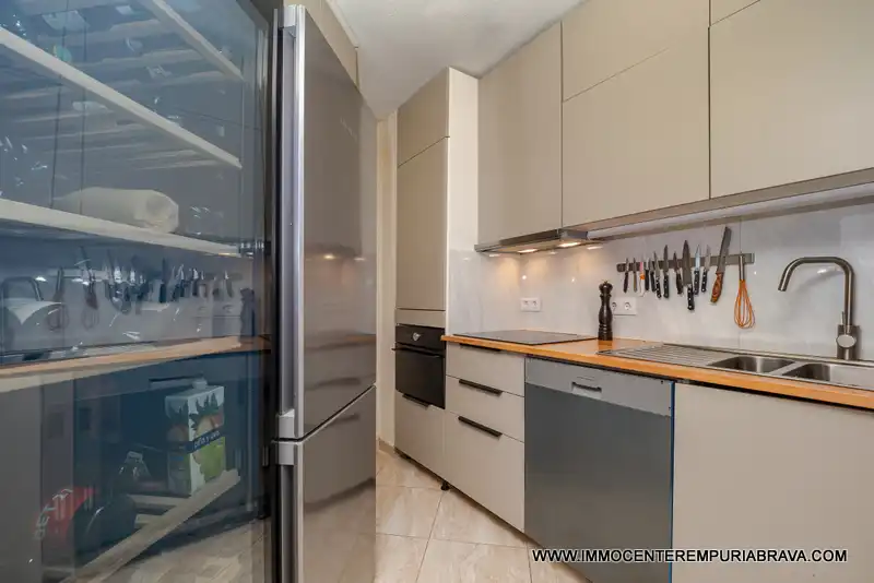 Cocina de Apartamento en venta en Empuriabrava con Aire acondicionado, Calefacción y Terraza