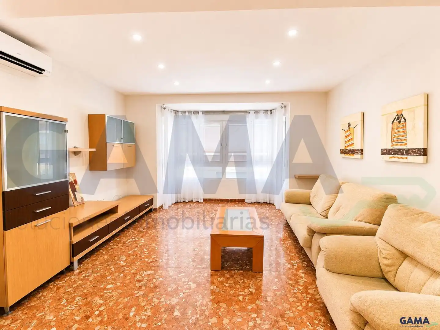 Living room of Houses for sale in Alzira  with Air Conditioner, Terrace and Storage room