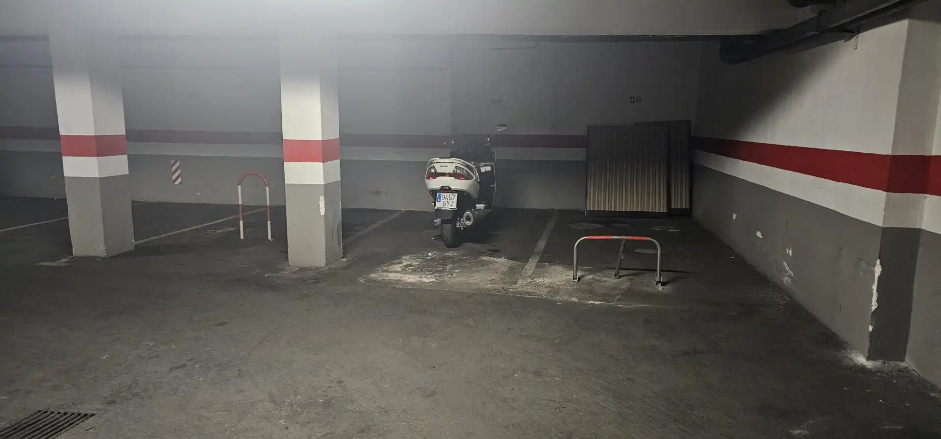 Parkplatz von Garage zum Verkauf in Granada