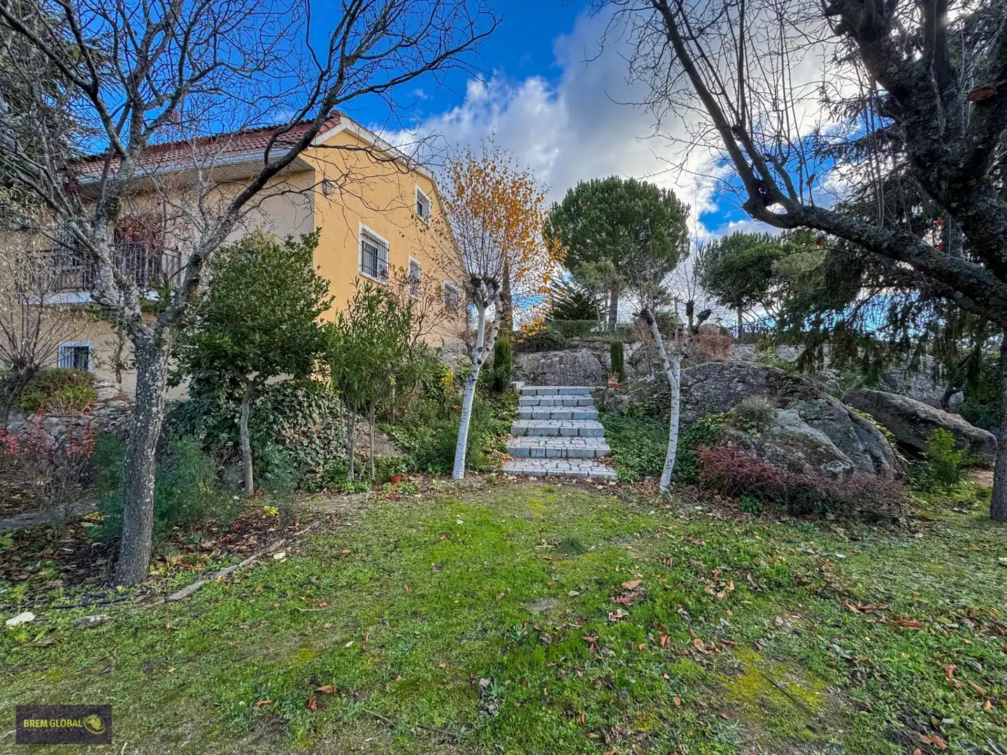 Jardí de Casa o xalet en venda en El Berrueco amb Calefacció, Terrassa i Traster