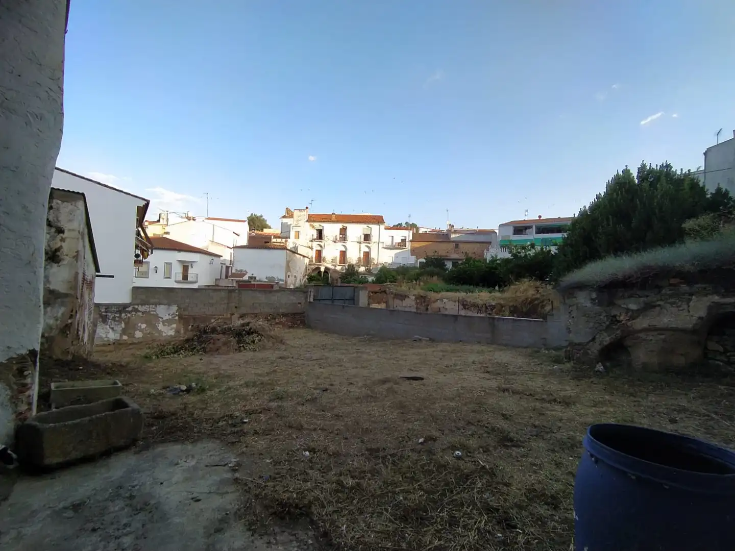 Casa adosada en venda en Jerez de los Caballeros amb Jardí privat