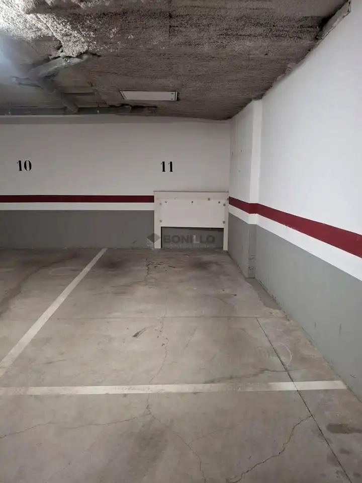 Parking of Duplexes for rent in Teruel  with Air Conditioner, Heating and Parquet flooring