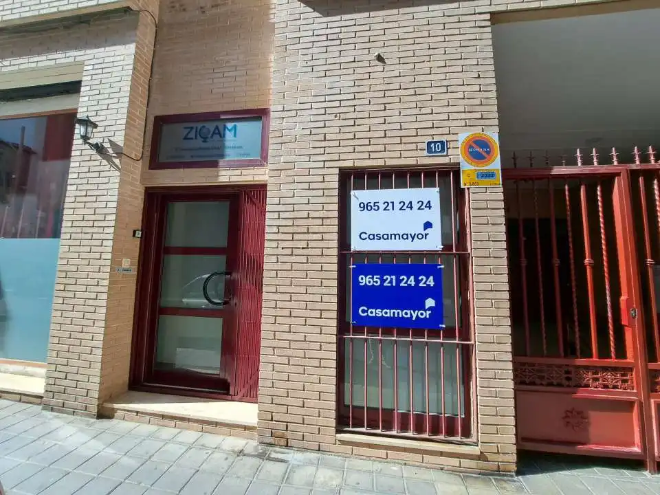Local de alquiler en Alicante / Alacant