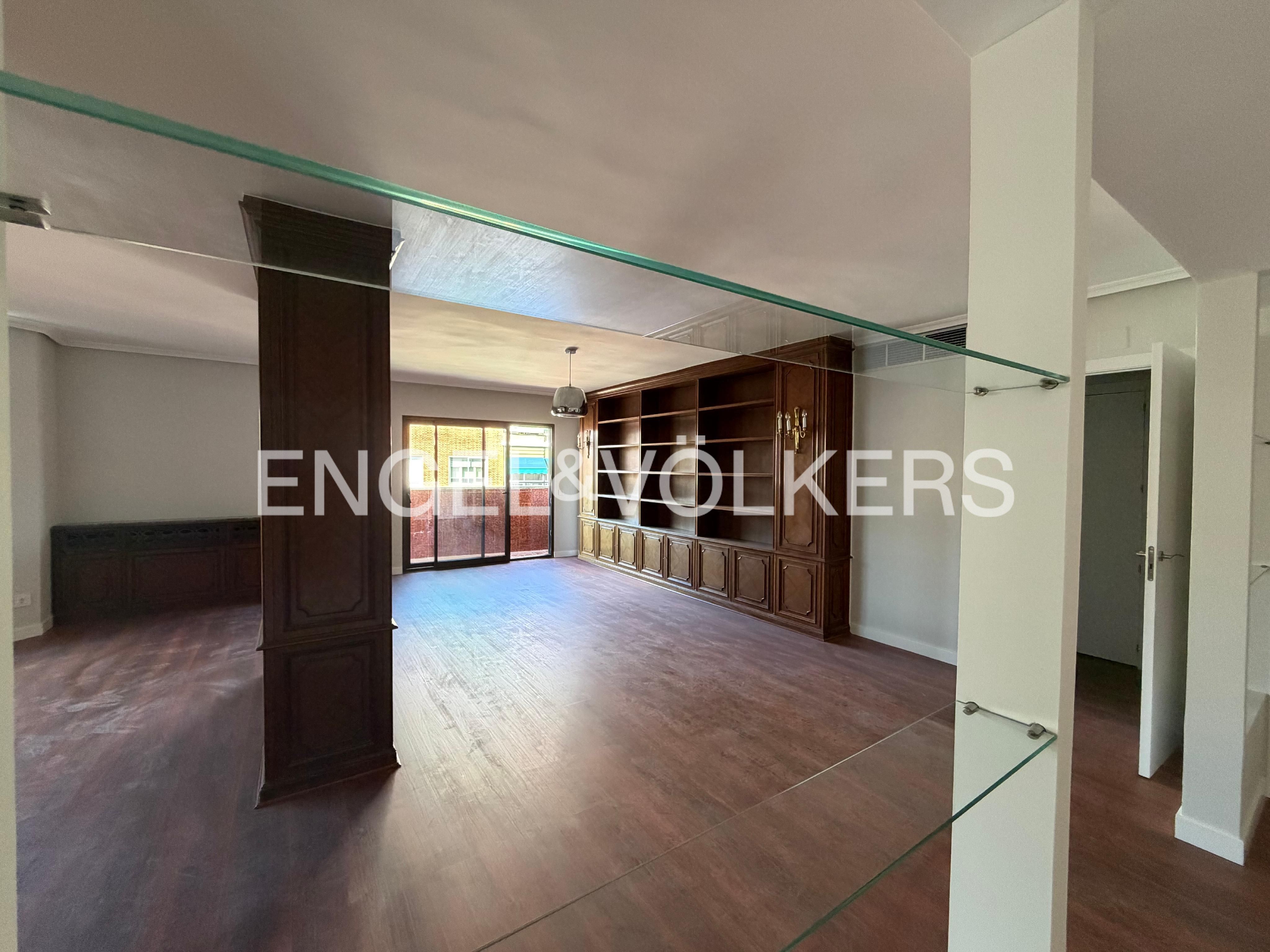 Pis de lloguer en  Madrid Capital amb Aire condicionat, Calefacció i Terrassa