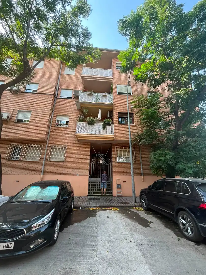 Vista exterior de Pis en venda en Córdoba amb Parquet, Moblat i Forn